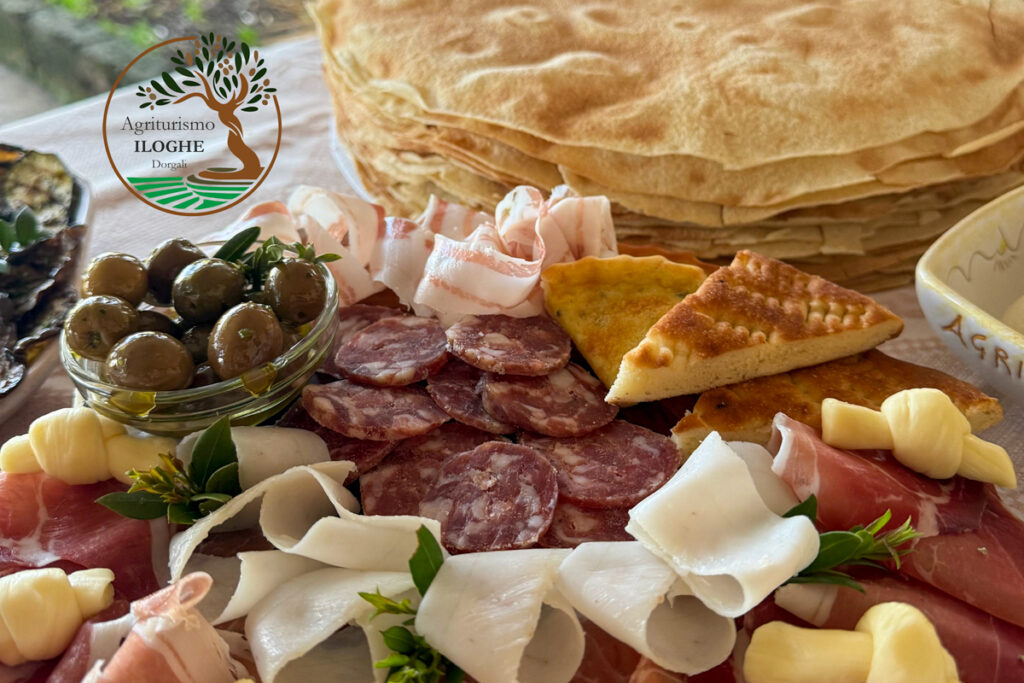 salumi e pane carasau